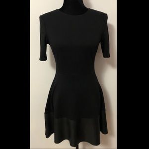Aqua Black On Black Color Block Short Sleeve A Line Dress Size M
